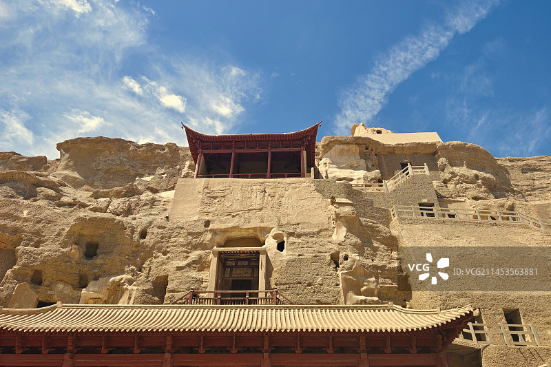 蓝天下的榆林窟（局部）图片素材