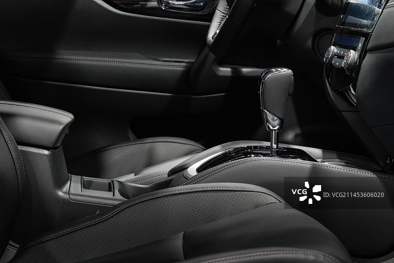 轿车内部装饰，档杆图片素材