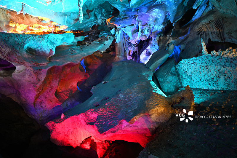 河北省邢台市临城县崆山白云洞景区内钟乳石景观图片素材