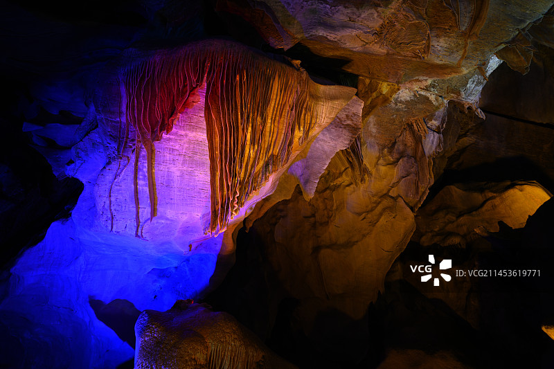河北省邢台市临城县崆山白云洞景区内钟乳石景观图片素材