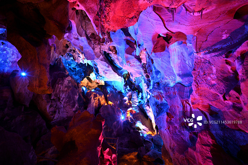 河北省邢台市临城县崆山白云洞景区内钟乳石景观图片素材