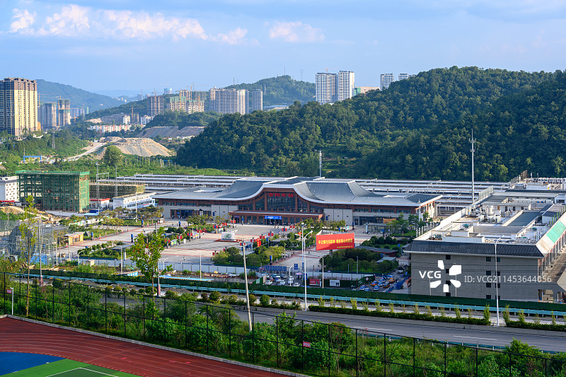 贵阳东站高铁站图片素材