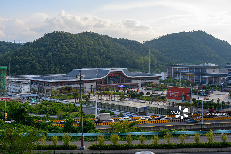 贵阳东站高铁站图片素材