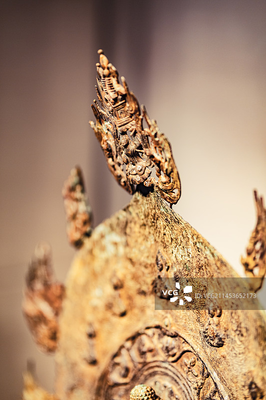 南京博物院南朝鎏金一佛二菩萨铜像图片素材