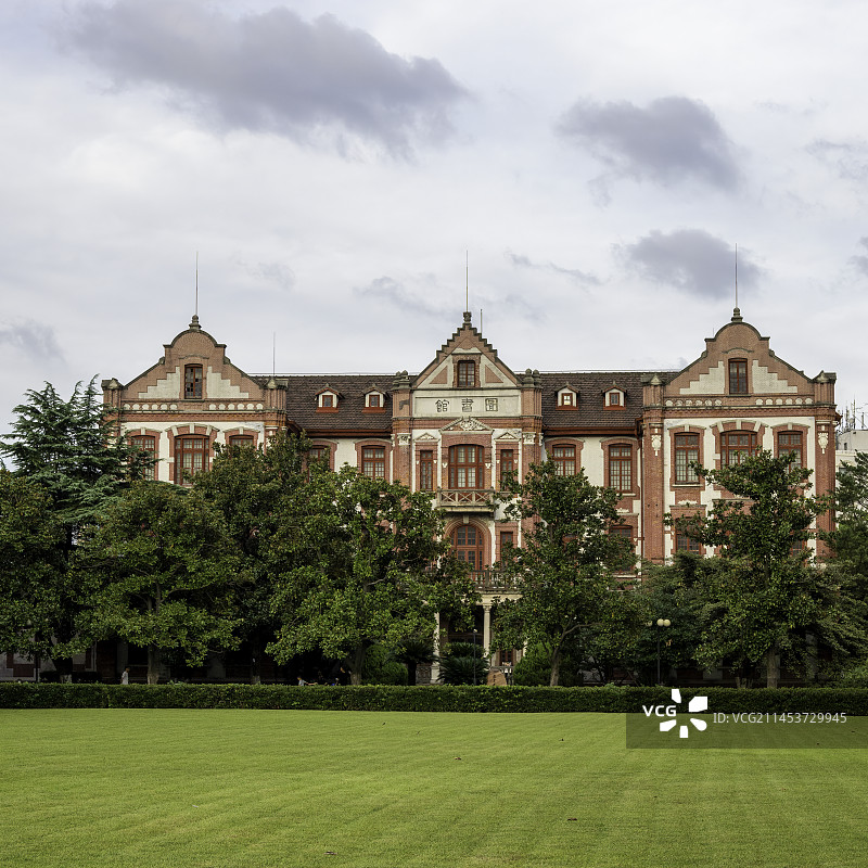 上海交通大学图书馆建筑风光图片素材