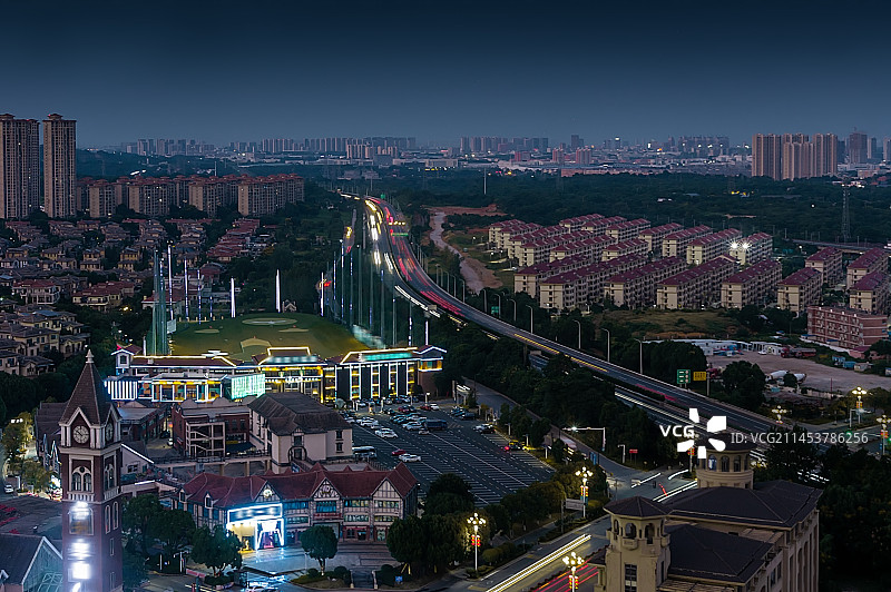 俯拍南昌市湾里区城市风光图片素材