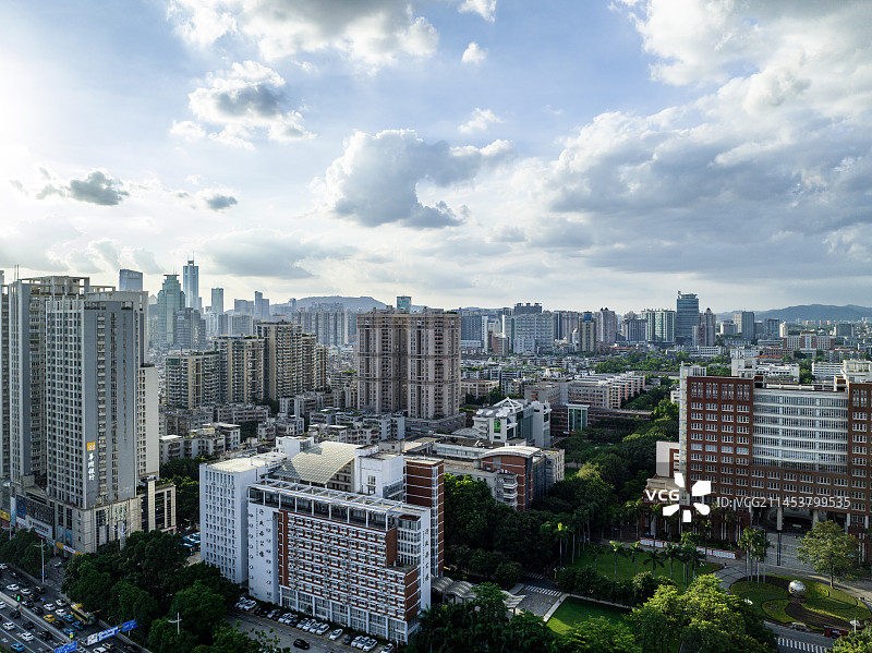 2023.7.102023.7.8航拍广州暨南大学、黄埔大道、马场图片素材