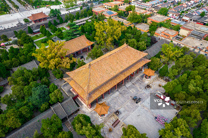 中国山东泰安市泰山区东岳庙岱庙航拍图片素材