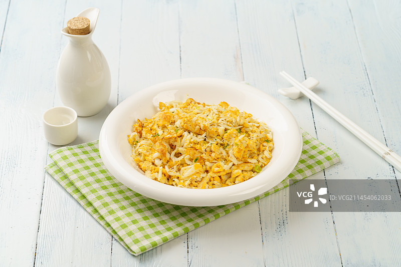 特色中餐小银鱼炒蛋图片素材