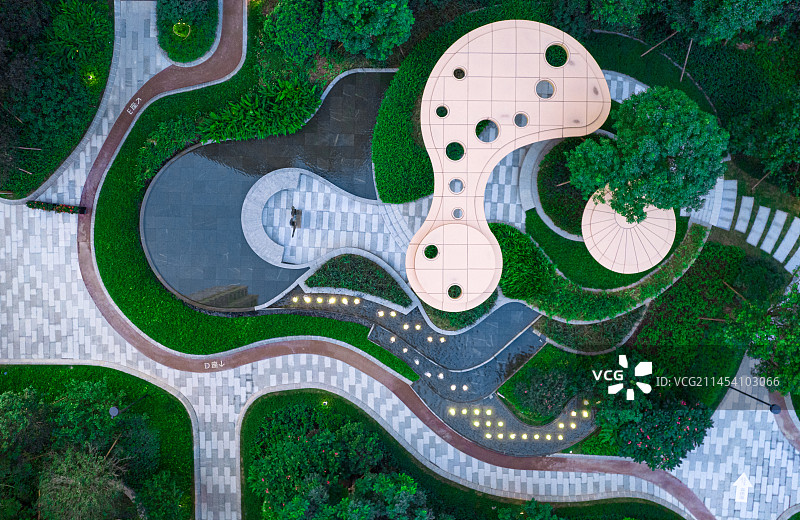 房地产校区楼盘中庭花园建筑设计深圳宝安前海玖玖颂阁图片素材