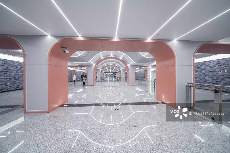 成都市地铁站内部装饰设计无人图片素材