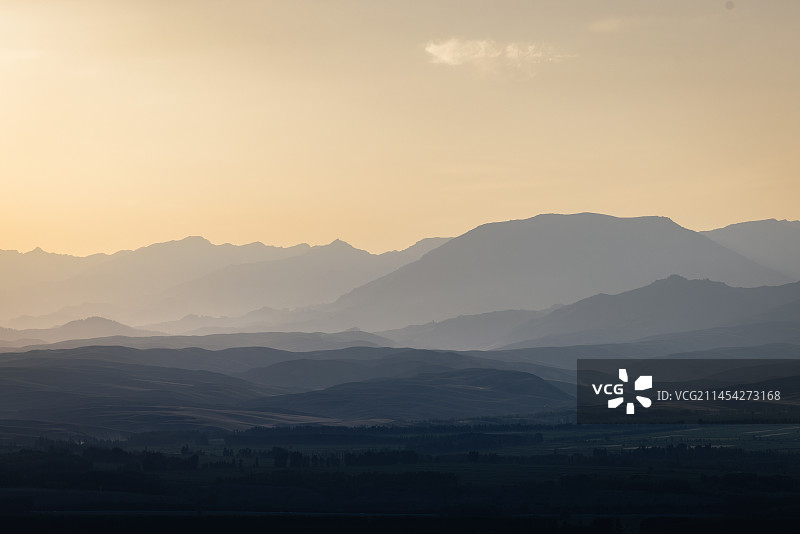 水墨山水画图片素材