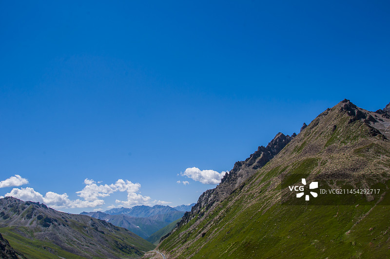 新疆克拉玛依独子山独库公路图片素材