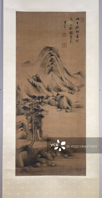 董其昌 仿董源山水 明代图片素材