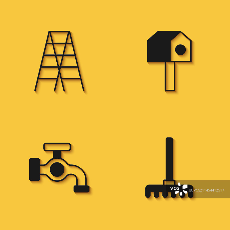 木制楼梯、花园耙、水龙头套装图片素材