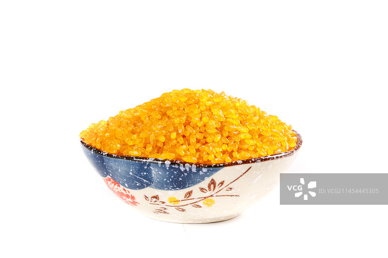 白底上放着一碗东北黄金米图片素材