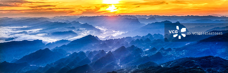 千山万壑图片素材