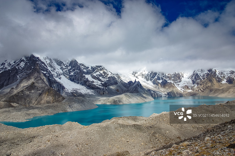 希夏邦马脚下峰山水雪山风光图片素材
