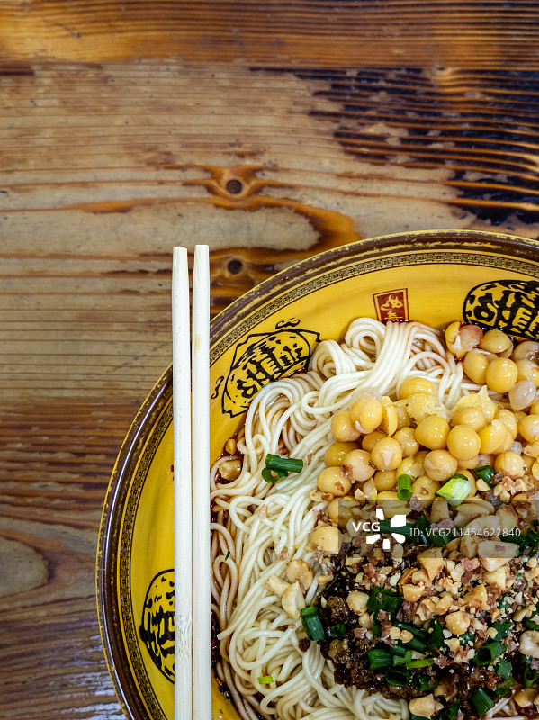 豌杂面豌豆炸酱面图片素材