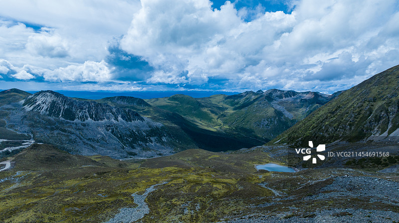 川西高原上的风景图片素材