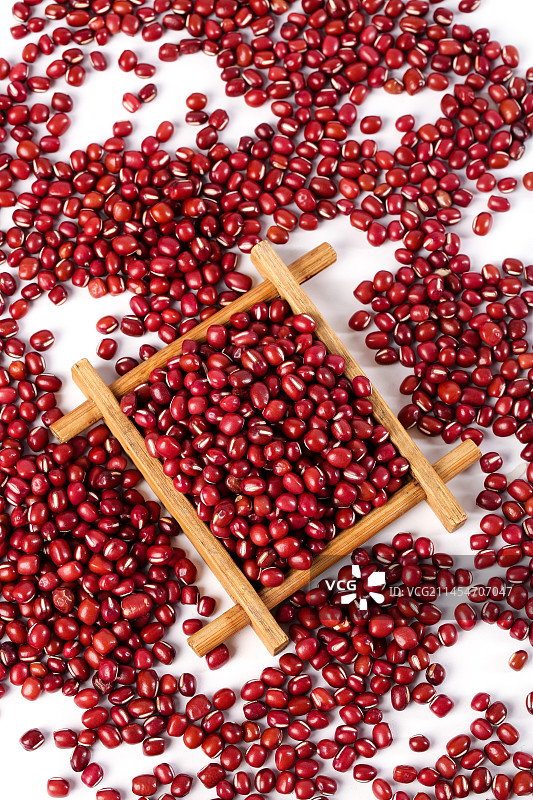 白底上的红豆图片素材