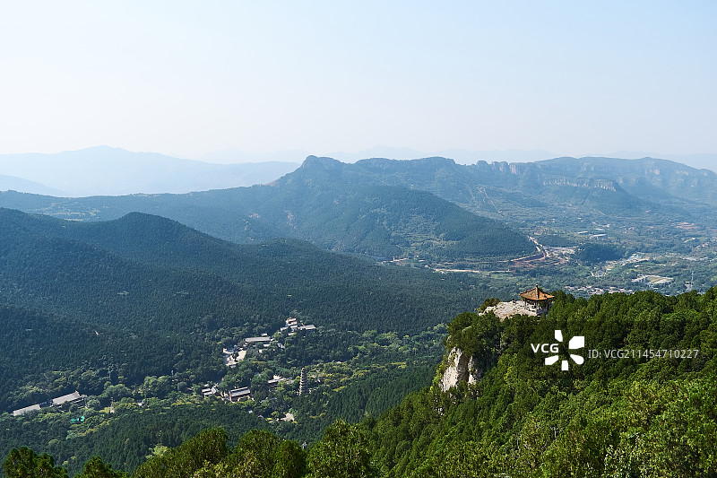 千年古刹灵岩寺塔林图片素材