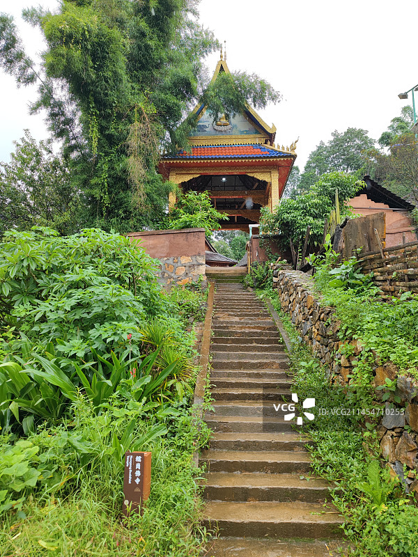 云南省普洱市澜沧县惠民镇景迈山糯干古寨图片素材