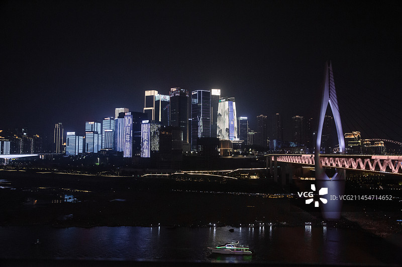 重庆 网红打卡地 红岩洞 夜景 灯光 大桥 城市长江大桥图片素材