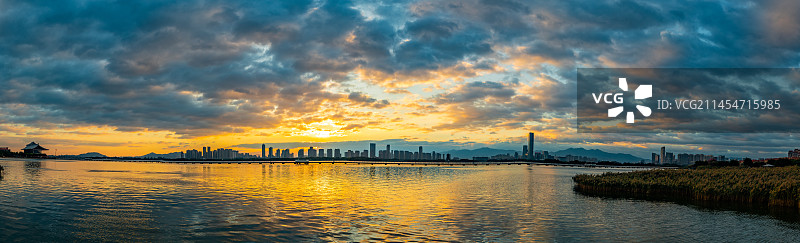厦门集美湖/杏林湾水库日落图片素材