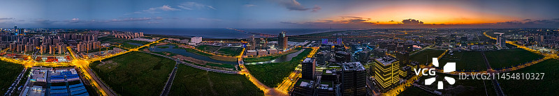 上海临港新城夜景航拍 临港科技城晚霞 灯火里的自贸区 东海大桥图片素材