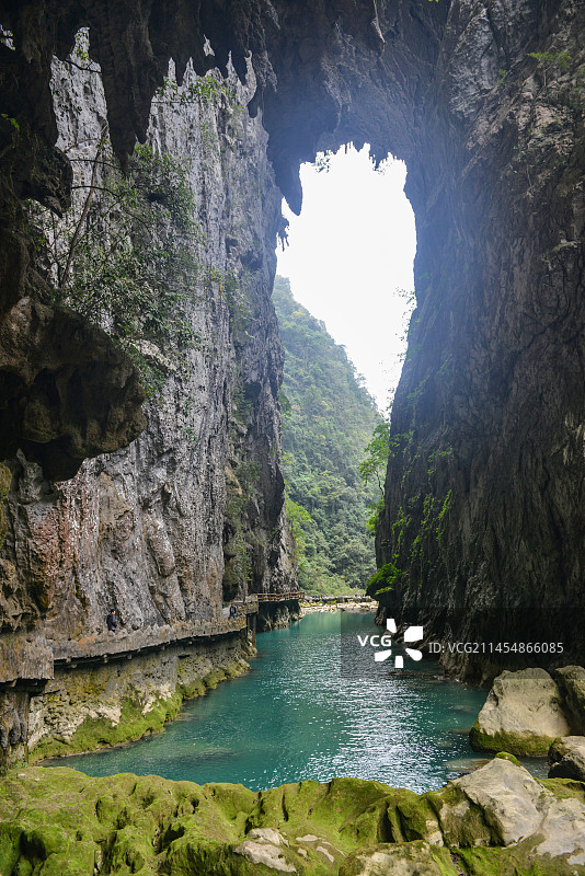 荔波大七孔风景区的青山绿水图片素材
