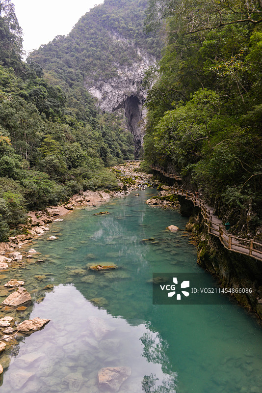 荔波大七孔风景区的青山绿水图片素材