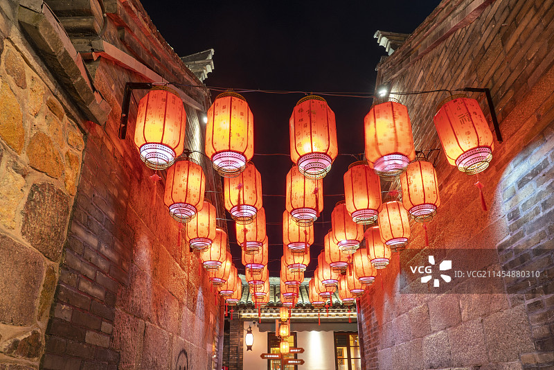 烟台所城里夜景图片素材