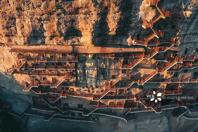 甘肃天水麦积山石窟图片素材