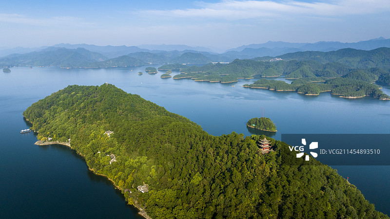 浙江千岛湖龙山岛钟楼图片素材