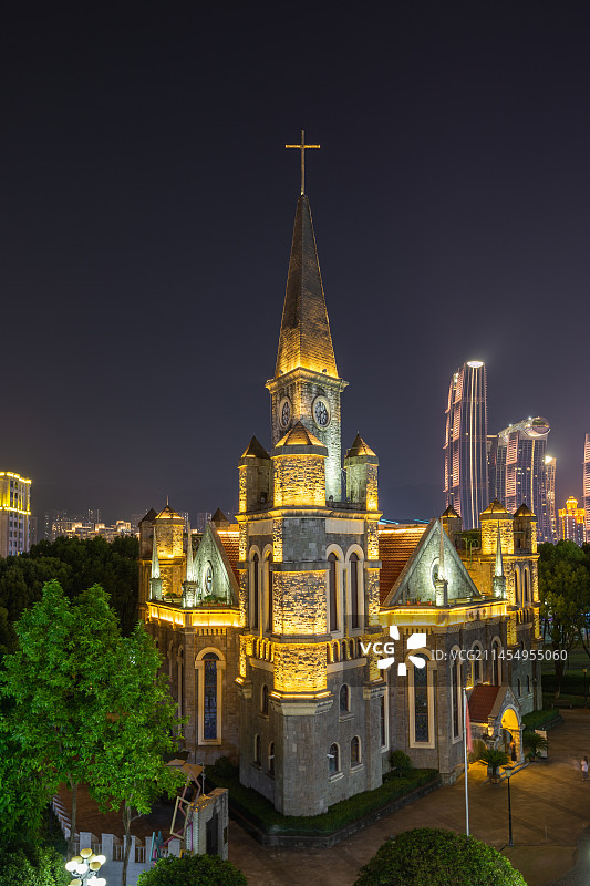重庆江北区中央公园福音堂教堂夜景图片素材