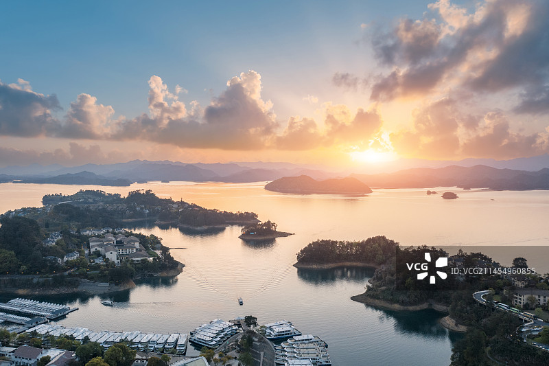 航拍浙江省杭州市淳安县千岛湖景区户外风光图片素材