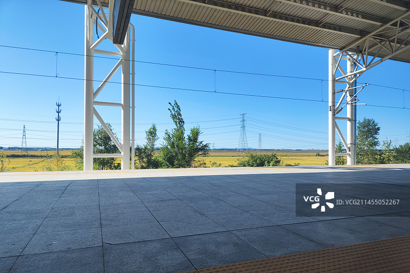 铁岭西站站台图片素材