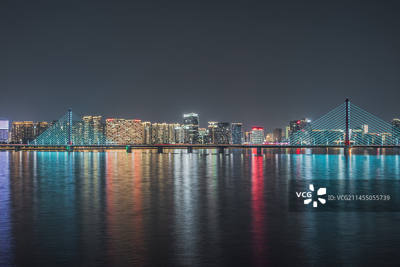 杭州城市夜景西兴大桥图片素材