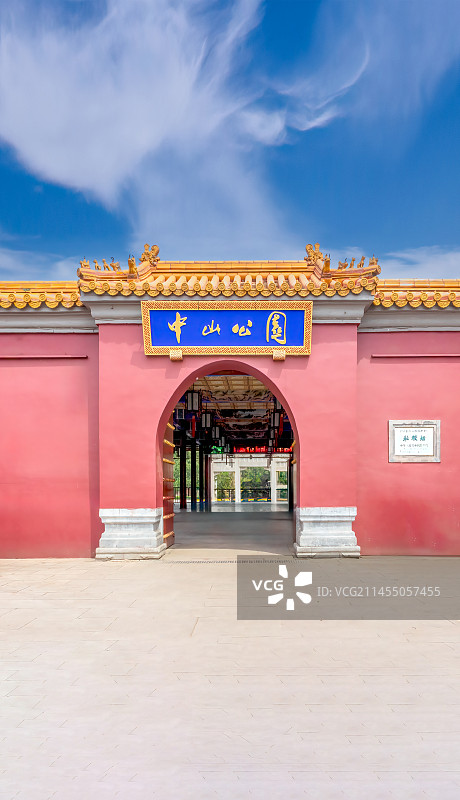 北京中山公园,月亮门,皇家园林,竖幅图片素材