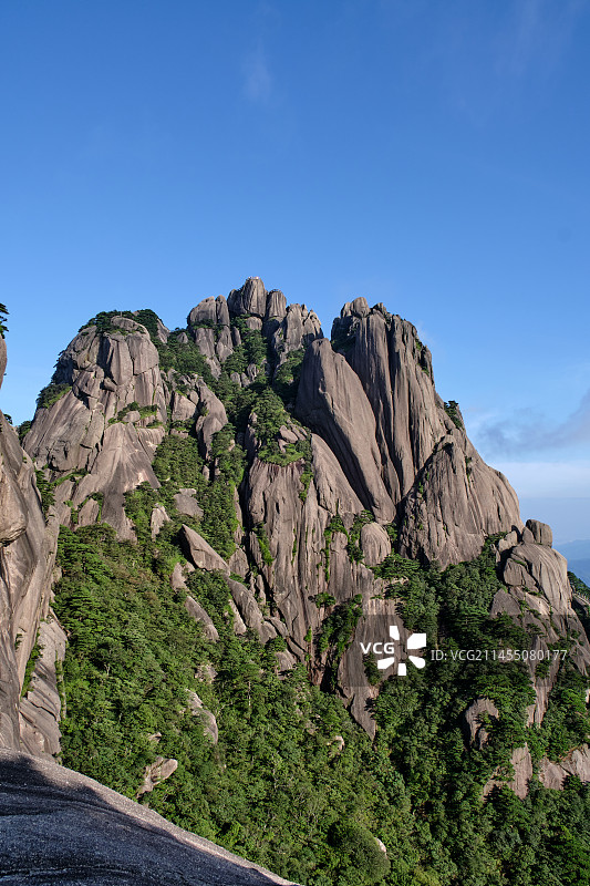 壮丽的黄山莲花峰图片素材