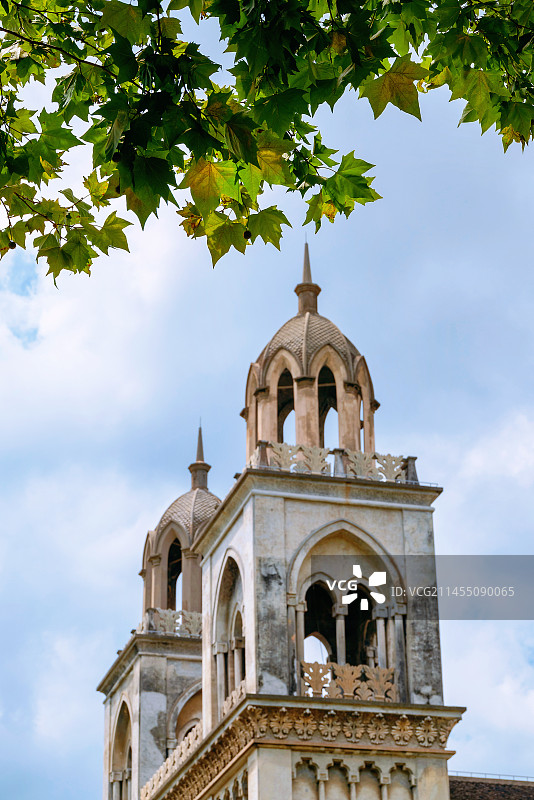 浙江嘉兴天主教堂钟楼特写图片素材
