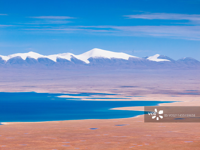 可可西里玉虚峰与库塞湖图片素材