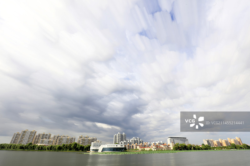 河北滦南滨水城市风光图片素材