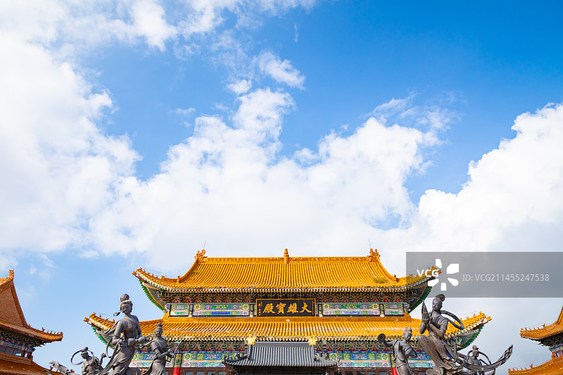 中国山西五台山演教寺中的大雄宝殿图片素材
