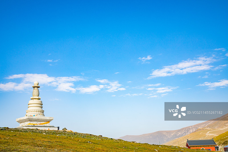 中国山西五台山上的华严塔图片素材
