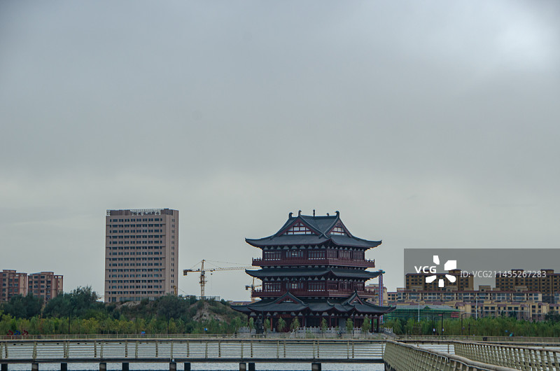 新疆阿克苏市沙雅渭干河景区 雁鸣湖图片素材