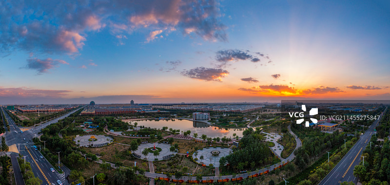 夜幕下的平罗惠民公园图片素材