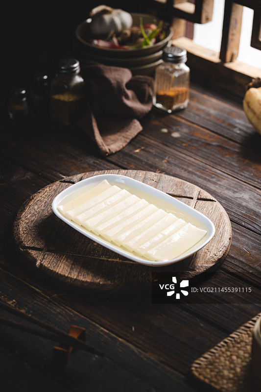 中式复古农家菜汤锅手工拉条子扯面图片素材