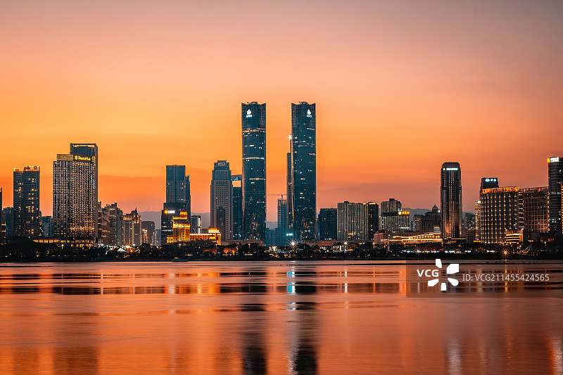 绿地双子大厦图片素材